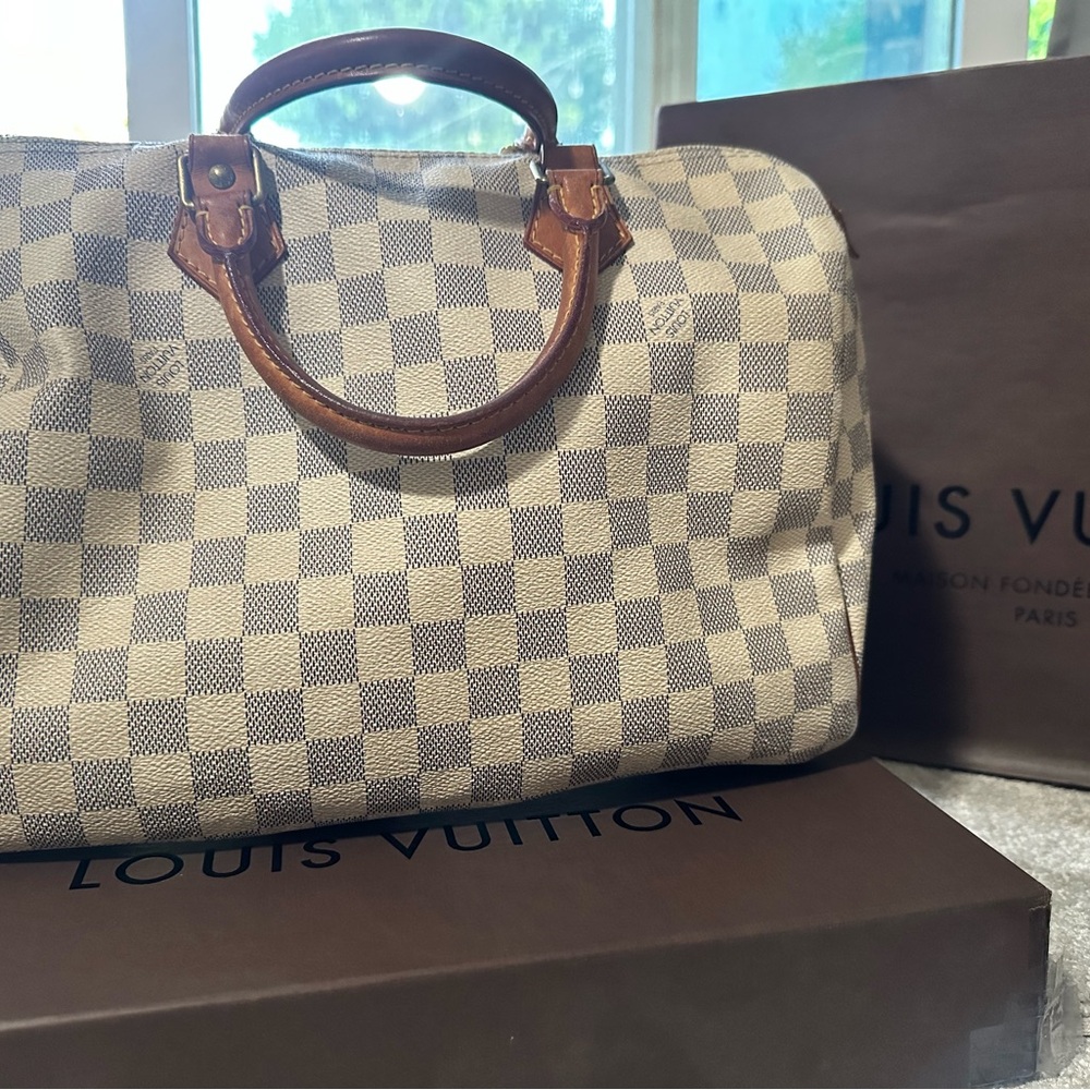 Louis Vuitton speedy 30